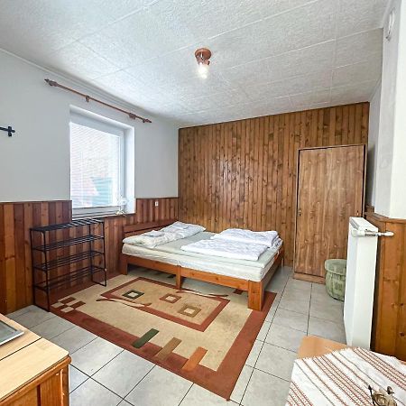 Privat Safi Apartment Liptovsky Mikulas Bagian luar foto