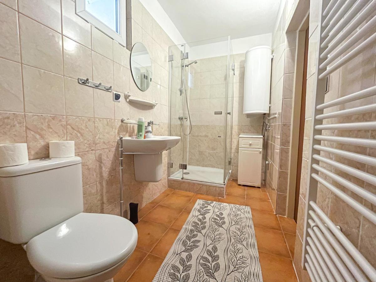 Privat Safi Apartment Liptovsky Mikulas Bagian luar foto